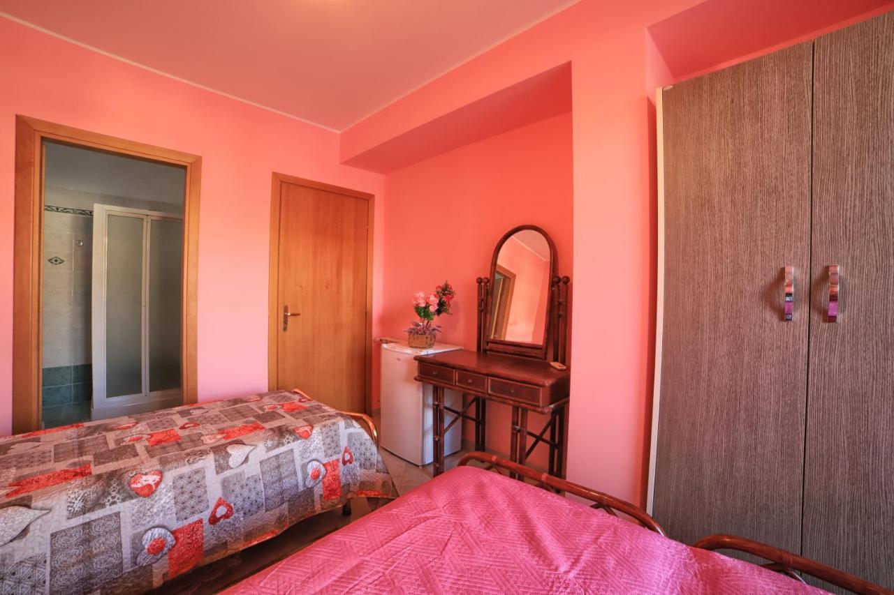 Capo dʼOrlando B&B Princess Room المظهر الخارجي الصورة